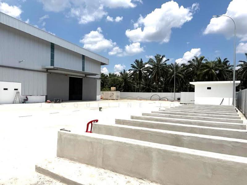 Kilang untuk Dijual di Kawasan Perusahaan Telok Mengkuang (Telok Panglima Garang) - Jacqueline Tong - Exterior - PropertyGuru.com.my