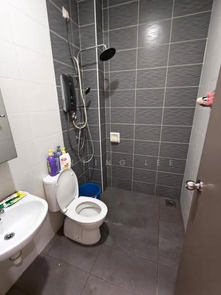 1-storey Terraced House for Sale in Bandar Putra Kulai (Kulai) - Wenting Lee - Bathroom - PropertyGuru.com.my