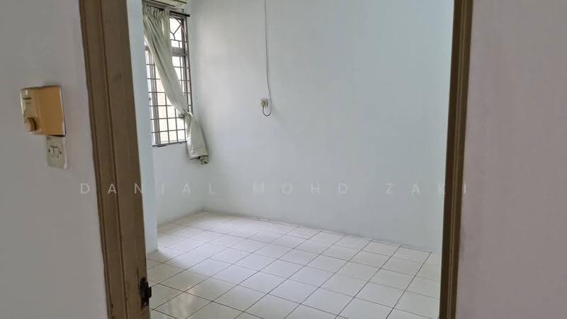 Bungalow House for Sale in Taman Puncak Perdana (Shah Alam) - Danial Mohd Zaki - PropertyGuru.com.my