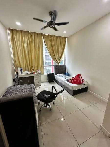 Kediaman Servis untuk Dijual di Greenfield Regency - Wenting Lee - Bedroom - PropertyGuru.com.my