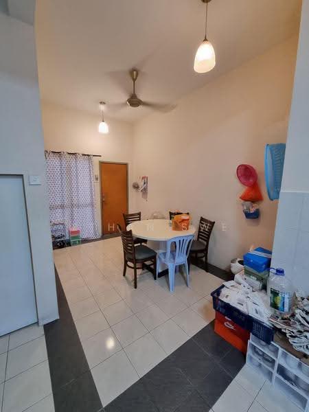 Rumah Bandar untuk Disewa di Kampung Sungai Kayu Ara (Petaling Jaya) - Ethan Swe - Dining Room - PropertyGuru.com.my