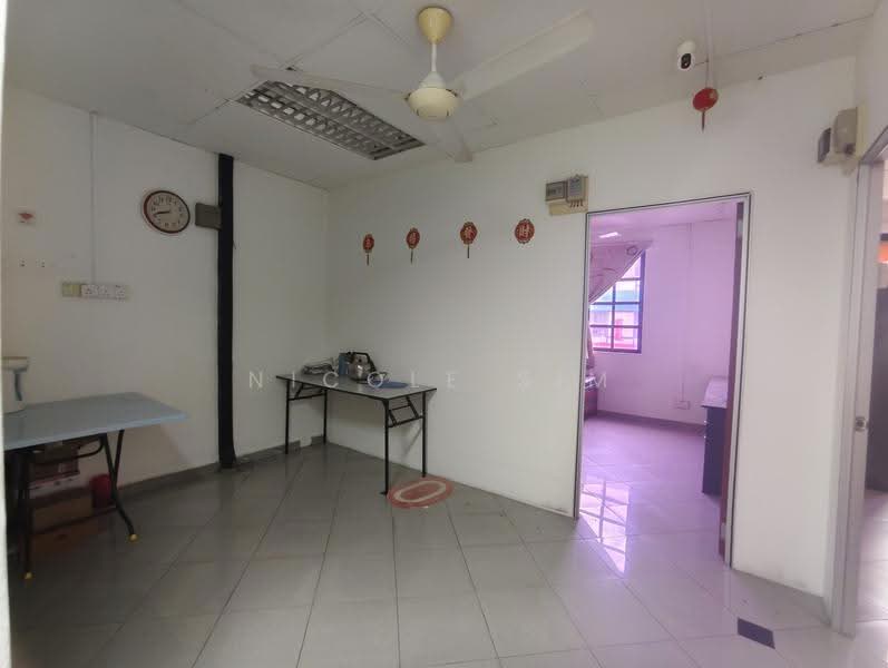 Shop / Office for Rent in Bandar Sungai Long (Selangor) - Nicole Sim - Living Room - PropertyGuru.com.my