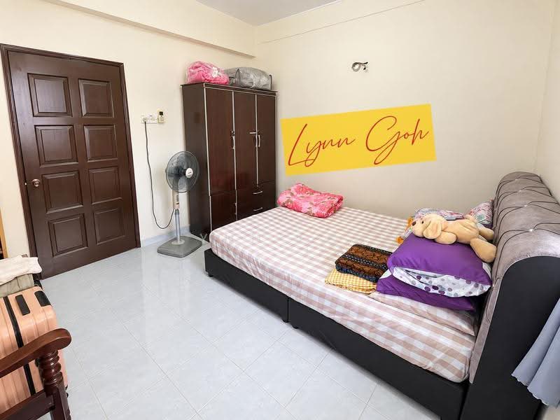 Rumah Flat untuk Dijual di Desa Mawar - Lynn Goh - Bedroom - PropertyGuru.com.my