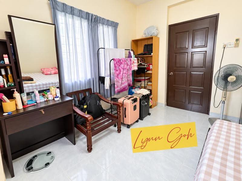 Rumah Flat untuk Dijual di Desa Mawar - Lynn Goh - Bedroom - PropertyGuru.com.my
