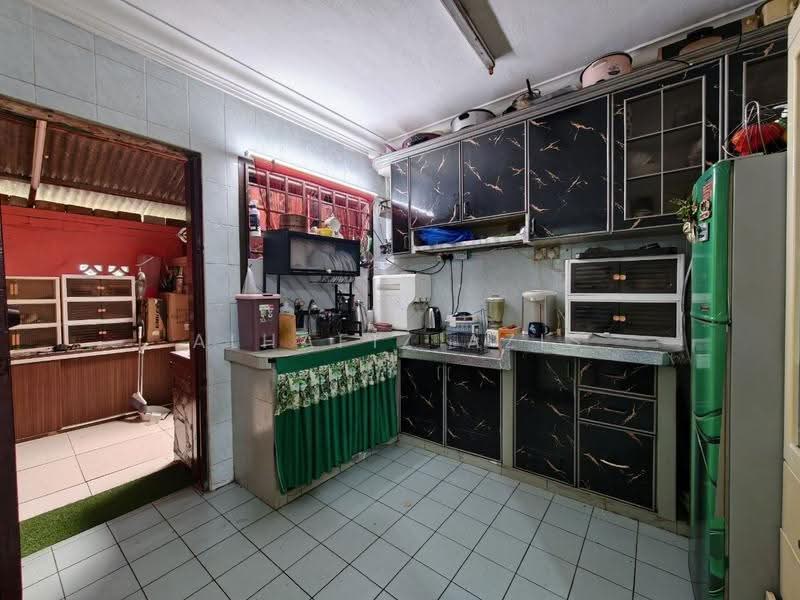 2-storey Terraced House for Sale in Taman Kota Masai (Pasir Gudang) - ALHAFIZ AZIS - Kitchen - PropertyGuru.com.my