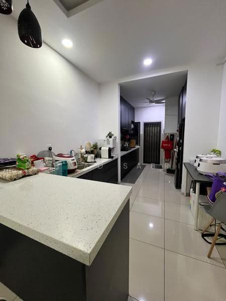 Rumah Teres 2-Tingkat untuk Dijual di Serene Heights (Semenyih) - Ahmad Sabri - Kitchen - PropertyGuru.com.my