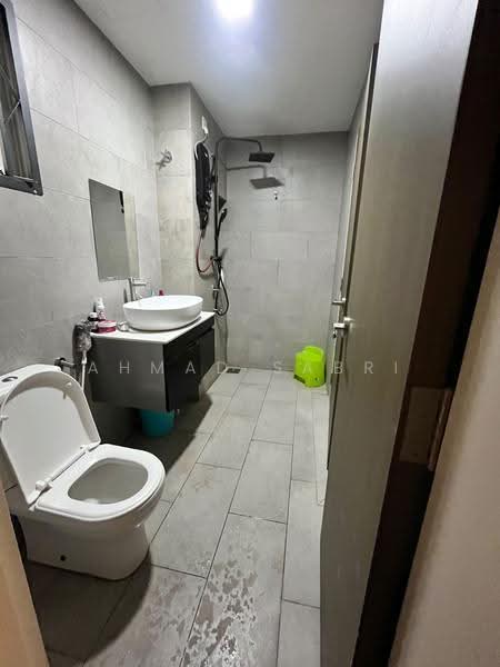 Rumah Teres 2-Tingkat untuk Dijual di Serene Heights (Semenyih) - Ahmad Sabri - Bathroom - PropertyGuru.com.my