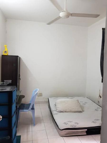 Pangsapuri untuk Dijual di Pandan Utama Apartment - Kent Yeo - Bedroom - PropertyGuru.com.my
