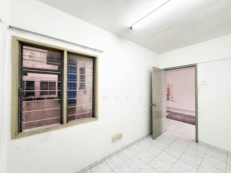 Pangsapuri untuk Dijual di Pangsapuri Suria Subang - Danial Mohd Zaki - PropertyGuru.com.my