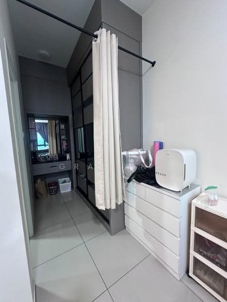 Service Residence for Sale at 8Scape Residence @ Sutera - Grace Ng - Interior - PropertyGuru.com.my