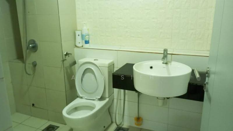 Kediaman Servis untuk Disewa di Residences @ 1 Tebrau - Alex Sieh - Bathroom - PropertyGuru.com.my