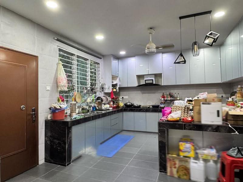Bungalow House for Sale in Seri Kembangan (Selangor) - Eugene Wong - Kitchen - PropertyGuru.com.my