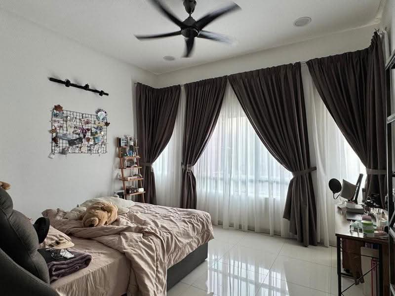 Bungalow House for Sale in Seri Kembangan (Selangor) - Eugene Wong - Bedroom - PropertyGuru.com.my