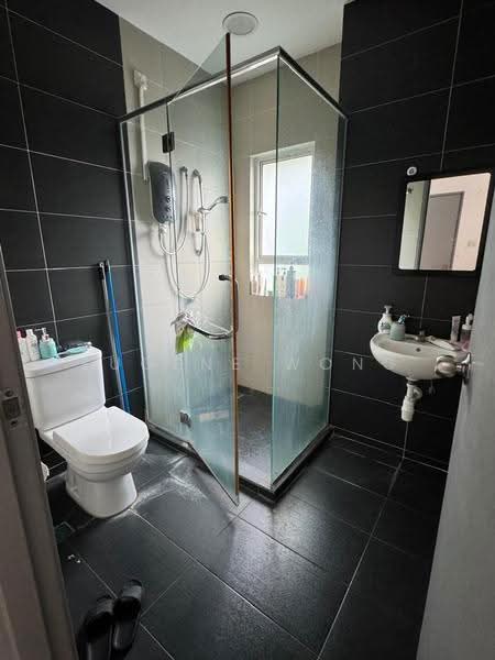 Bungalow House for Sale in Seri Kembangan (Selangor) - Eugene Wong - Bathroom - PropertyGuru.com.my