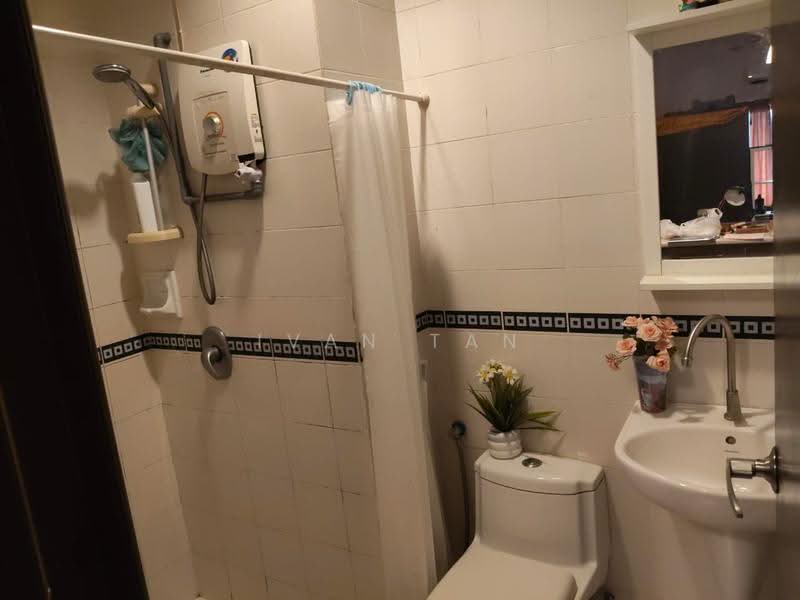 Service Residence for Rent at Windsor Tower - Ivan Tan - Bathroom - PropertyGuru.com.my