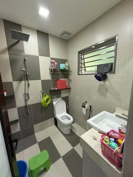 2-storey Terraced House for Sale in Taman Sri Bintang (Kepong) - Louis Foong - Bathroom - PropertyGuru.com.my