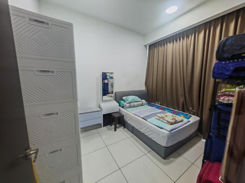 Kediaman Servis untuk Dijual di Wave @ Marina Cove - Roy Chan - Bedroom - PropertyGuru.com.my