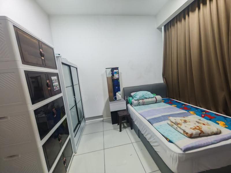 Kediaman Servis untuk Dijual di Wave @ Marina Cove - Roy Chan - Bedroom - PropertyGuru.com.my
