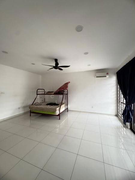 2-storey Terraced House for Rent in Skudai (Johor) - Nicholas Low - Bedroom - PropertyGuru.com.my