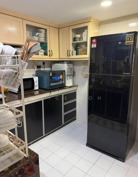 Kondominium untuk Disewa di Desa Kiara - Alice Goh - Kitchen - PropertyGuru.com.my