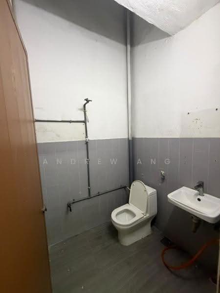 2-storey Terraced House for Rent in Taman Klang Utama (Kapar) - Andrew Ang - Bathroom - PropertyGuru.com.my