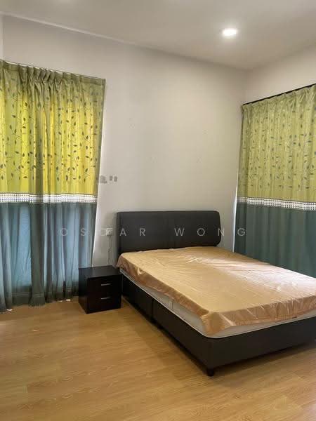 Condominium for Rent at Lovell @ Country Garden Danga Bay - Oscar Wong - Bedroom - PropertyGuru.com.my