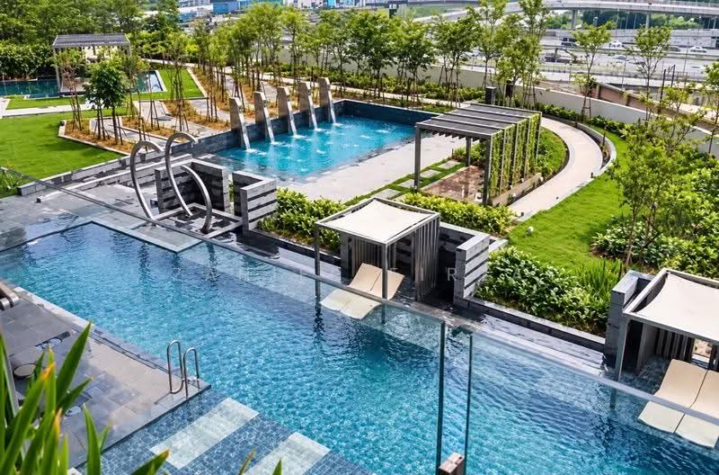 Kediaman Servis untuk Dijual di Vogue Suites One - Zahier Firza - PropertyGuru.com.my