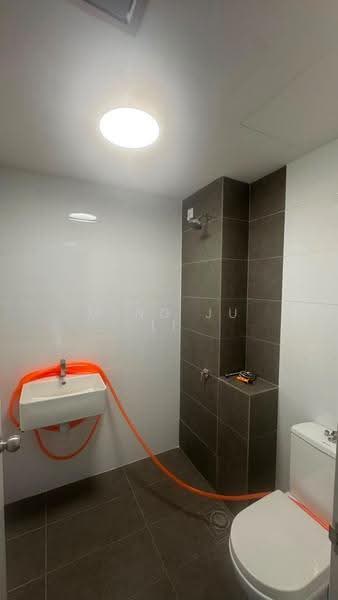 Kondominium untuk Disewa di Condo @ Eden by The Parque Residences - Ming Ju Li - Bathroom - PropertyGuru.com.my