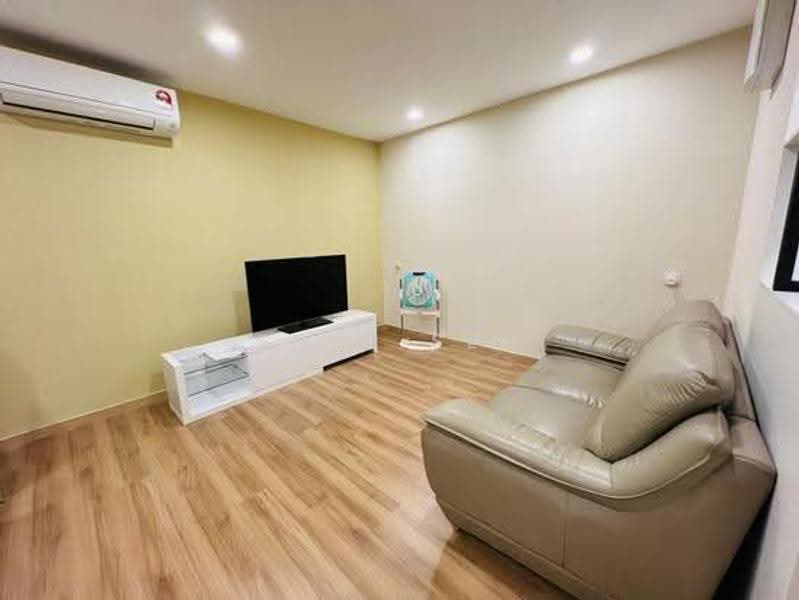 Kediaman Servis untuk Disewa di The Mark @ Cheras - Shue Sen - Living Room - PropertyGuru.com.my
