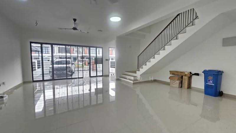2-storey Terraced House for Rent in Elmina (Shah Alam) - Joey Koh - Living Room - PropertyGuru.com.my