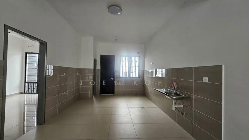 2-storey Terraced House for Rent in Elmina (Shah Alam) - Joey Koh - Kitchen - PropertyGuru.com.my