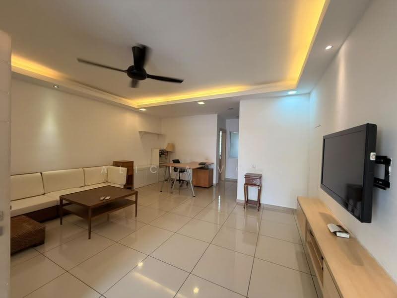 2-storey Terraced House for Rent in Setia Tropika (Johor Bahru) - Alicia Voon - Living Room - PropertyGuru.com.my