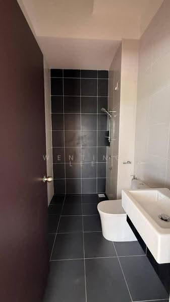 Semi-Detached House for Rent in Nusa Duta (Iskandar Puteri (Nusajaya)) - Wenting Lee - Bathroom - PropertyGuru.com.my