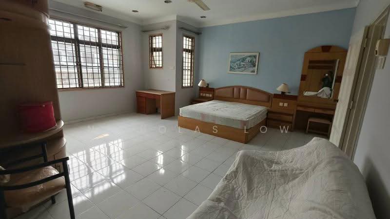 2-storey Terraced House for Rent in Taman Desa Cemerlang (Ulu Tiram) - Nicholas Low - Bedroom - PropertyGuru.com.my