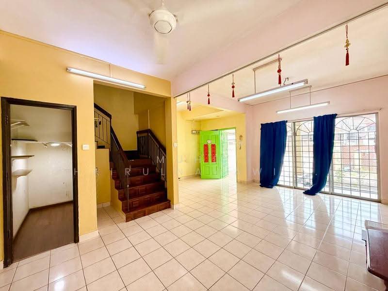 2-storey Terraced House for Sale in Taman Putra Prima (Puchong) - Muhd Khairulnawawi Kamaruddin - PropertyGuru.com.my