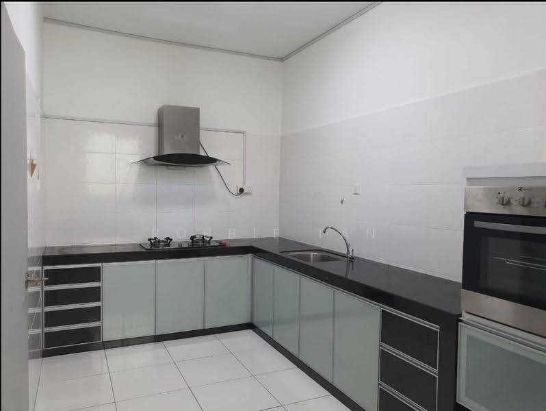 Kediaman Servis untuk Disewa di The Sky Executive Suites - Robbie Tan - Kitchen - PropertyGuru.com.my