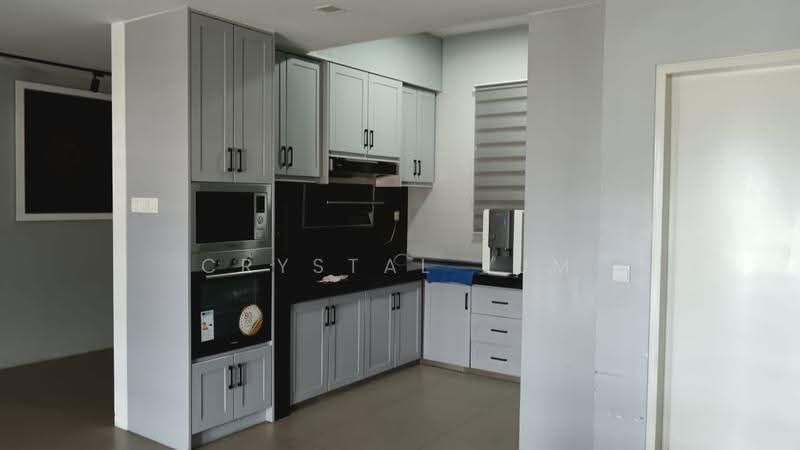Kediaman Servis untuk Disewa di Suite Enesta - Crystal Lum - Kitchen - PropertyGuru.com.my