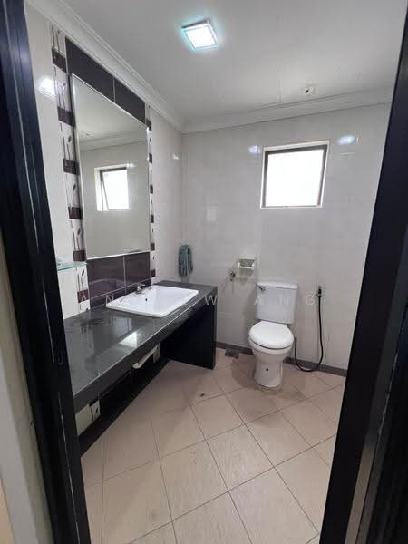Pangsapuri untuk Dijual di Vista Bayu - Andrew Ang - Bathroom - PropertyGuru.com.my