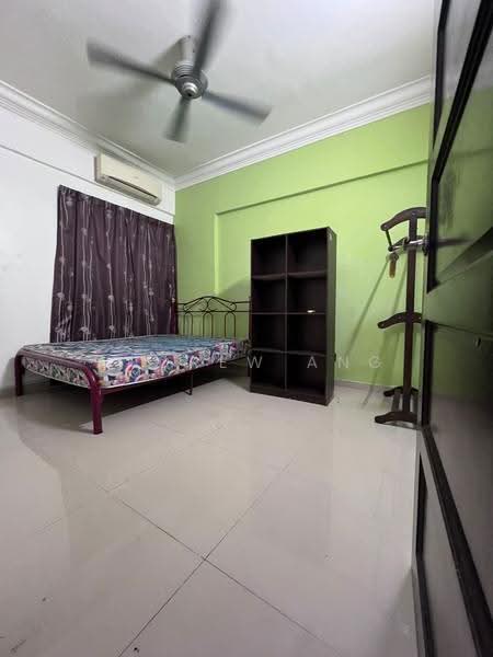 Pangsapuri untuk Dijual di Vista Bayu - Andrew Ang - Bedroom - PropertyGuru.com.my