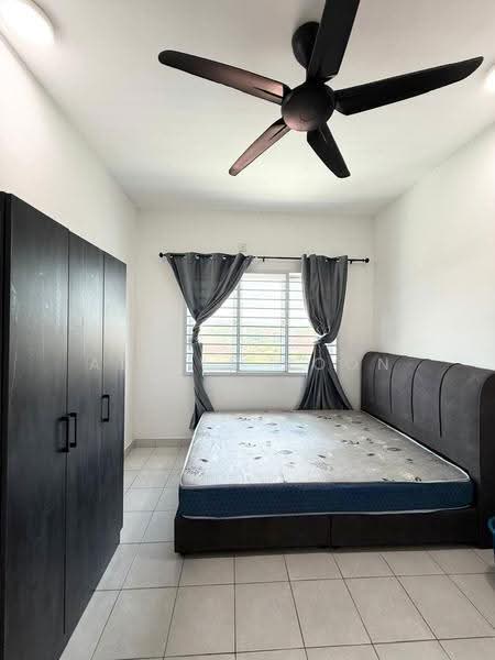 Kediaman Servis untuk Disewa di Residensi Taman Pelangi Indah - Alicia Voon - Bedroom - PropertyGuru.com.my