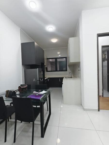 Pangsapuri untuk Disewa di Amberside @ Country Garden Danga Bay - Amy Lee - Kitchen - PropertyGuru.com.my