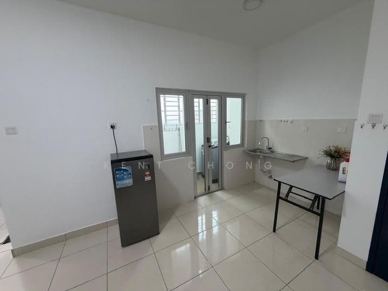 Kediaman Servis untuk Dijual di Saville @ Kajang - Kent Chong - Kitchen - PropertyGuru.com.my