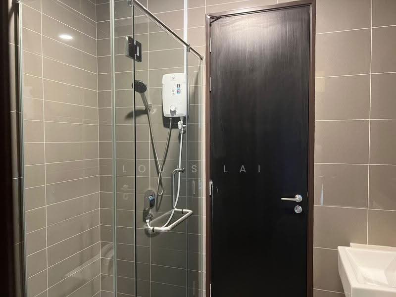 Condominium for Sale at The Estate - Louis Lai - Bathroom - PropertyGuru.com.my