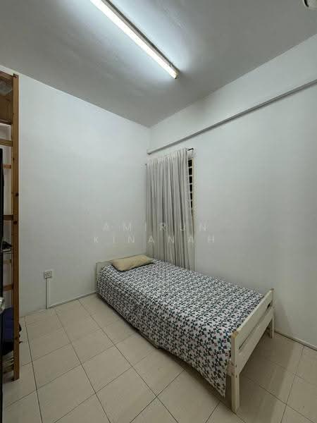 2-storey Terraced House for Sale in Setia Indah (Setia Alam) - Amirun Kinanah - Bedroom - PropertyGuru.com.my