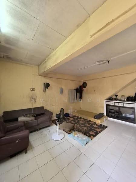 Rumah Teres 2-Tingkat untuk Dijual di Taman Kemang (Kota Tinggi) - Smith Goh - Living Room - PropertyGuru.com.my