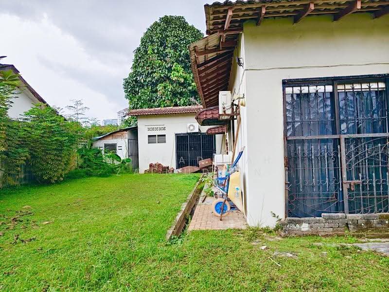 Bungalow House for Sale in Seksyen 11 (Petaling Jaya) - NORFADILAH ZAINUDDIN - Exterior - PropertyGuru.com.my