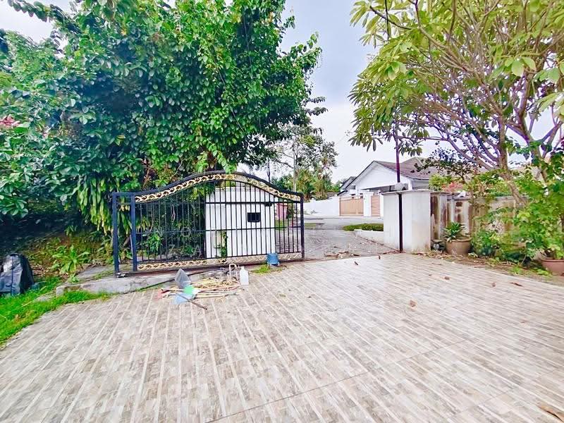 Bungalow House for Sale in Seksyen 11 (Petaling Jaya) - NORFADILAH ZAINUDDIN - Exterior - PropertyGuru.com.my