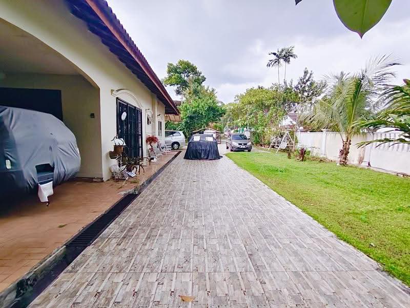 Bungalow House for Sale in Seksyen 11 (Petaling Jaya) - NORFADILAH ZAINUDDIN - Exterior - PropertyGuru.com.my