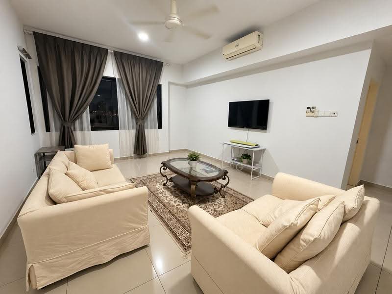 Kondominium untuk Disewa di Encorp Strand Residence - Yi Peng - Living Room - PropertyGuru.com.my