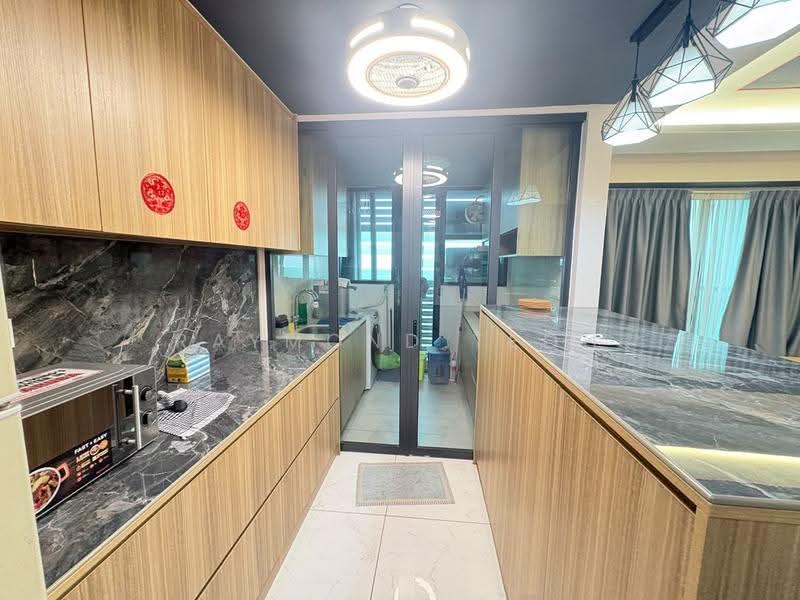 Service Residence for Rent at Suasana @ Utropolis - Raymond Teoh - Kitchen - PropertyGuru.com.my